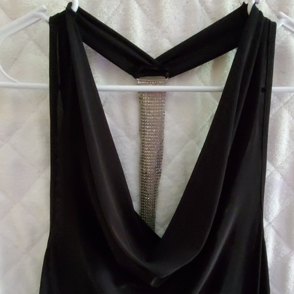 Dress - Picture 2 of 7